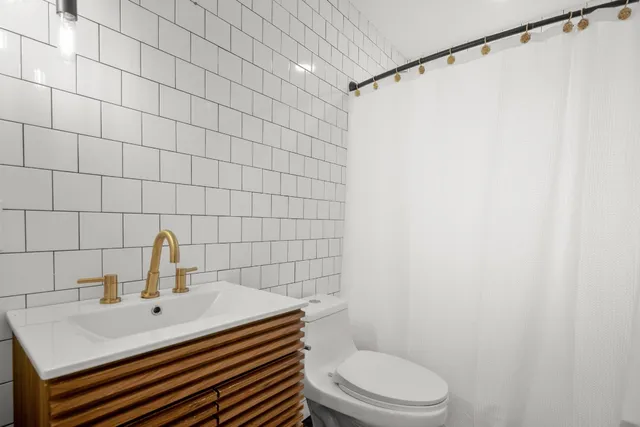 $365,000 | 207 White Oak Drive, Austin, TX 78753