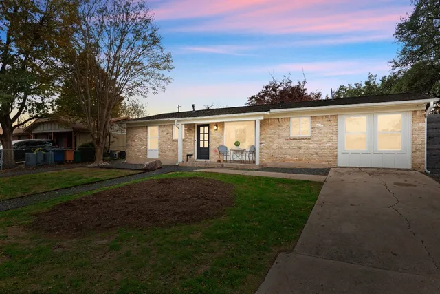 $365,000 | 207 White Oak Drive, Austin, TX 78753