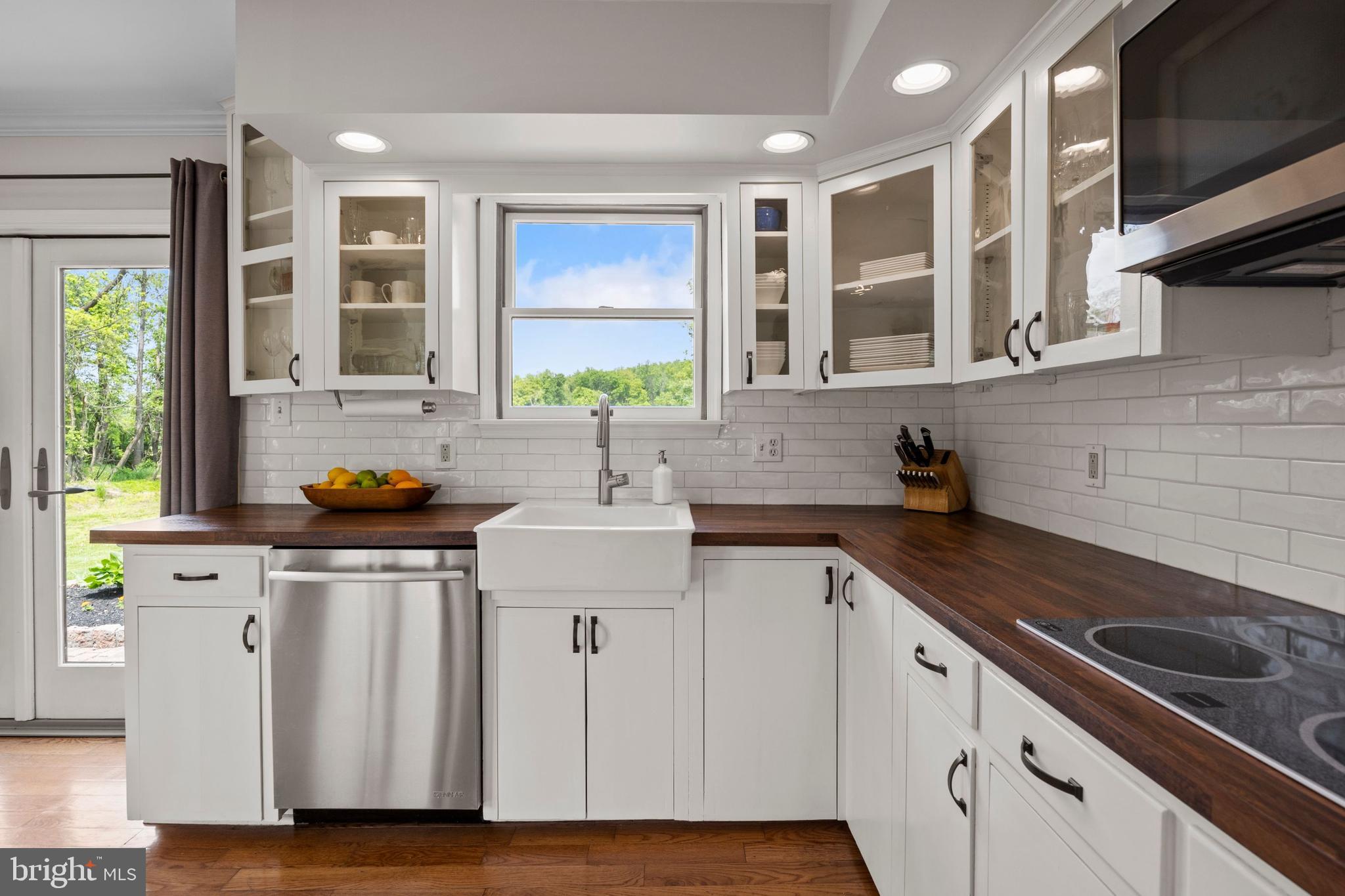 6294 Greenhill Road New Hope, PA 18938 - Photo 7 of 29 Kitchen