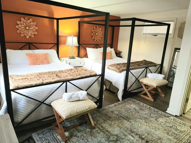 $1,495,000 | 360 Commercial Street, Rockport, ME 04856