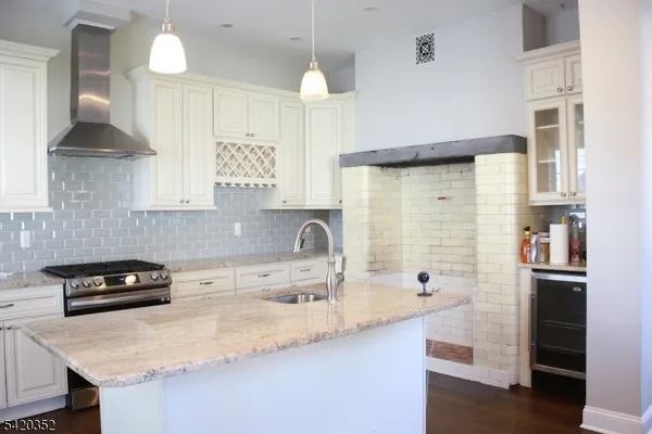 $5,300 | 100 Elm Street, Unit 1, Montclair, NJ 07042