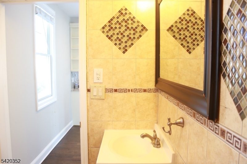 100 Elm Street, Unit 1 Montclair, NJ 07042 - Photo 16 of 46