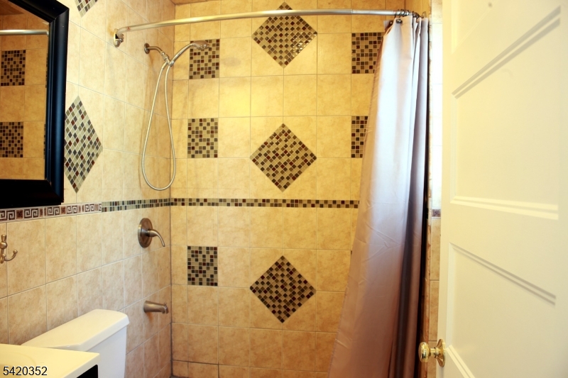 100 Elm Street, Unit 1 Montclair, NJ 07042 - Photo 18 of 46