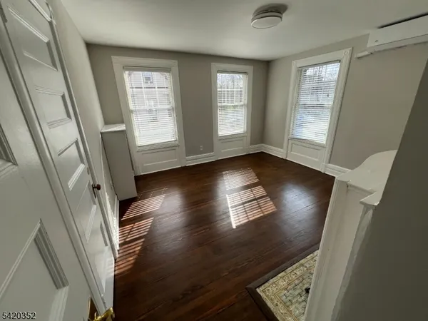 $5,300 | 100 Elm Street, Unit 1, Montclair, NJ 07042