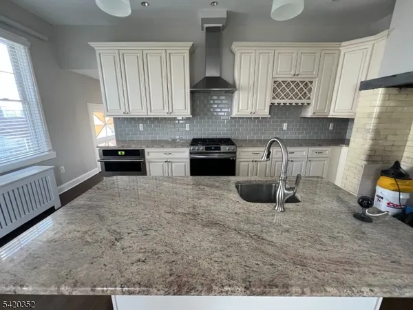 $5,300 | 100 Elm Street, Unit 1, Montclair, NJ 07042