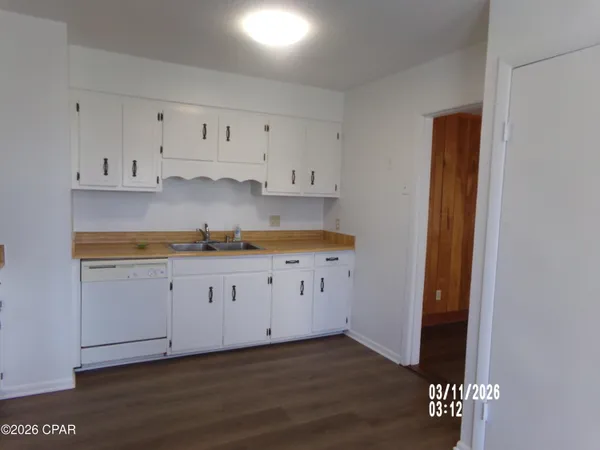 $1,595 | 6909 Winona Street, Panama City, FL 32404