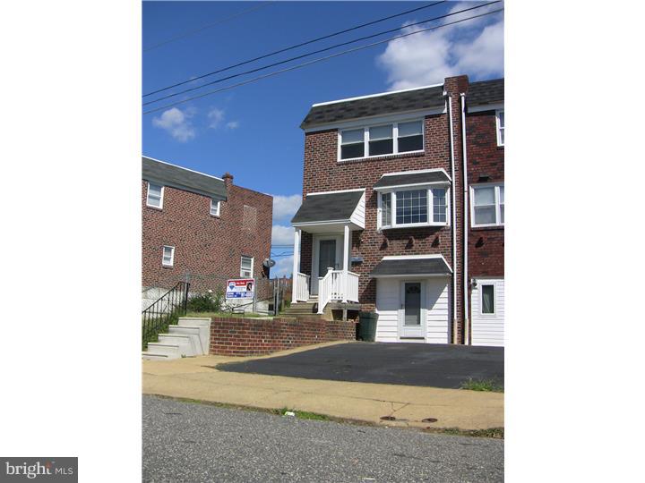 3127 Holly Road Philadelphia, PA 19154 - Photo 1 of 24