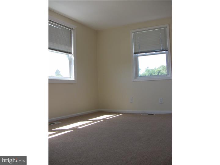 3127 Holly Road Philadelphia, PA 19154 - Photo 15 of 24 Bedroom - Main