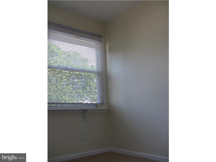 3127 Holly Road Philadelphia, PA 19154 - Photo 18 of 24