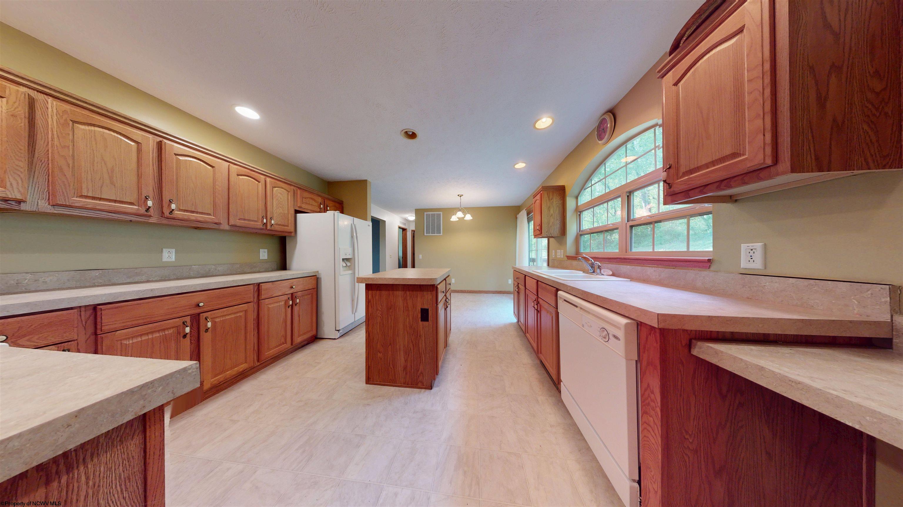 430 Bingamon Road Worthington, WV 26591 - Photo 4 of 26 Gallery Image 4