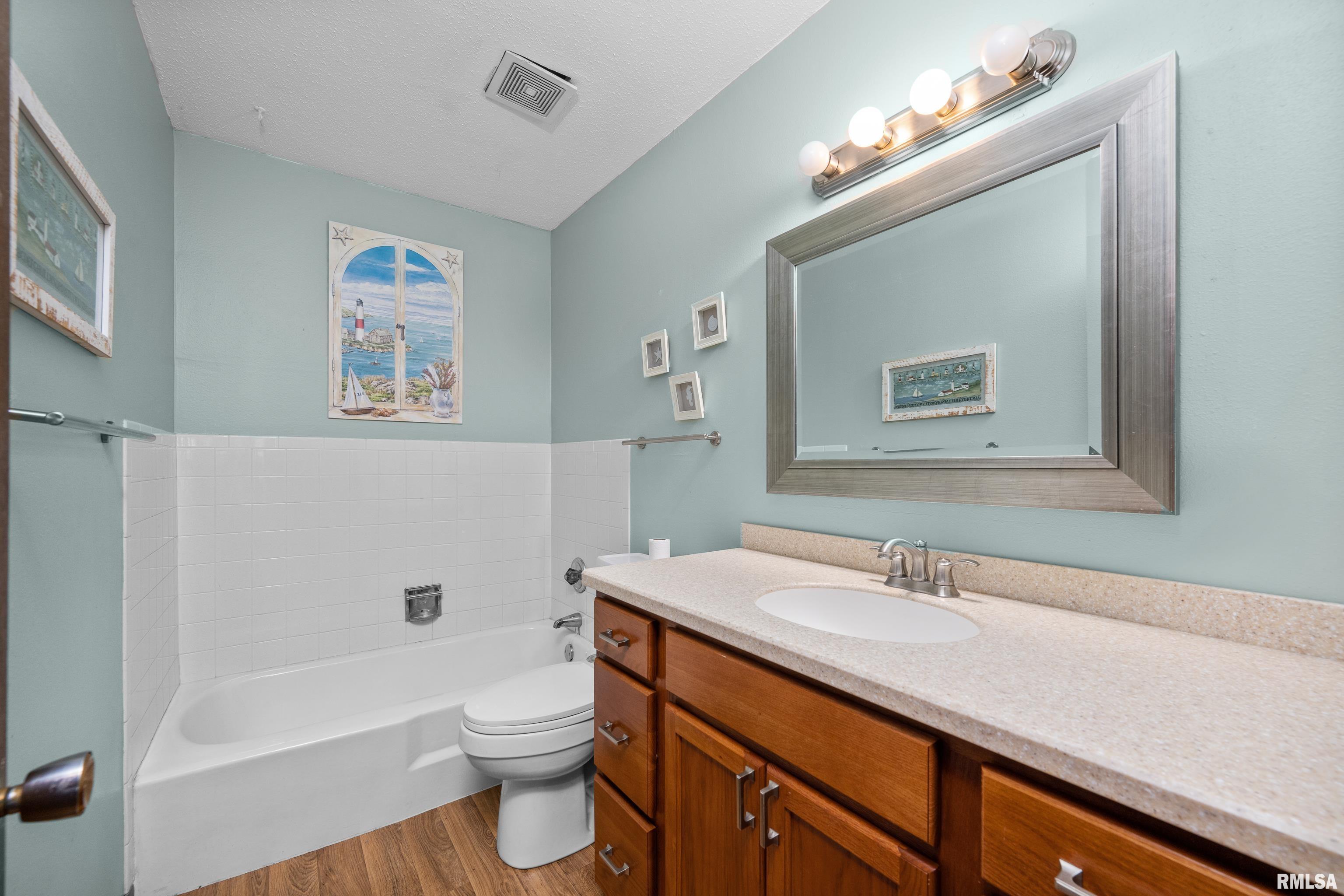 9080 New Liberty Road Walcott, IA 52773 - Photo 26 of 31 Gallery Image 26