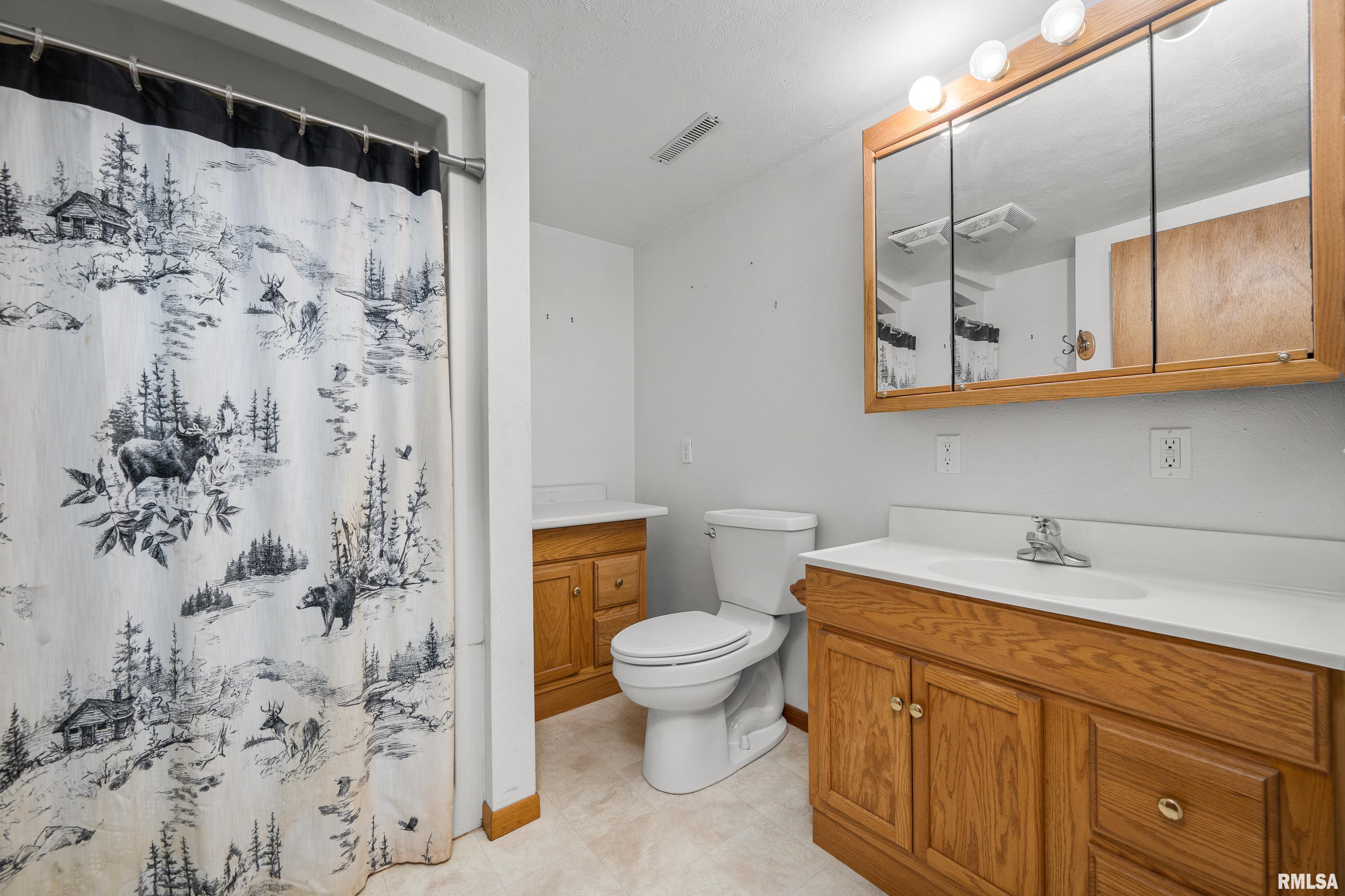 9080 New Liberty Road Walcott, IA 52773 - Photo 28 of 31 Gallery Image 28