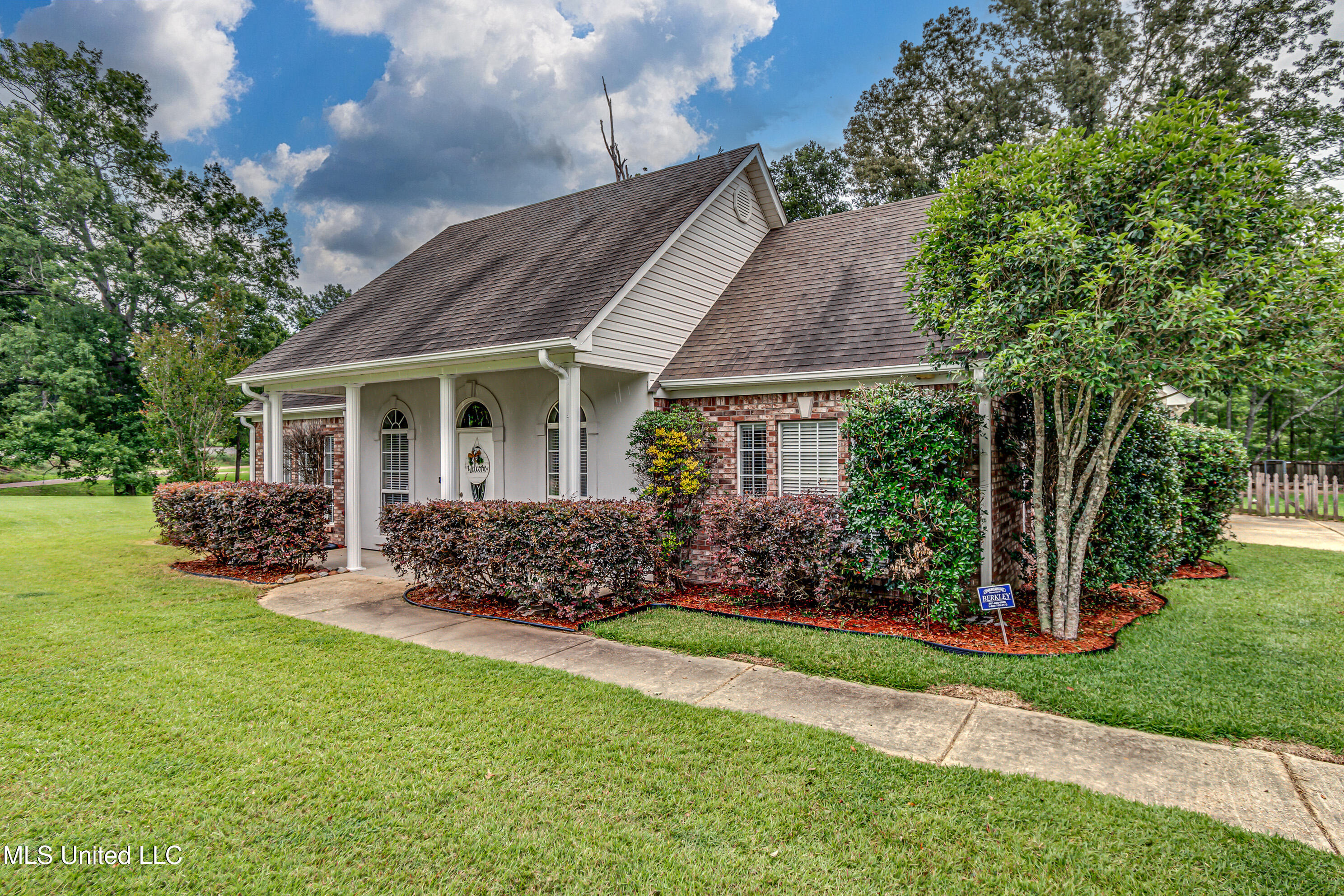 107 Beaver Run Road Vicksburg, MS 39180 - Photo 4 of 61 107 Beaver Run Rd-14