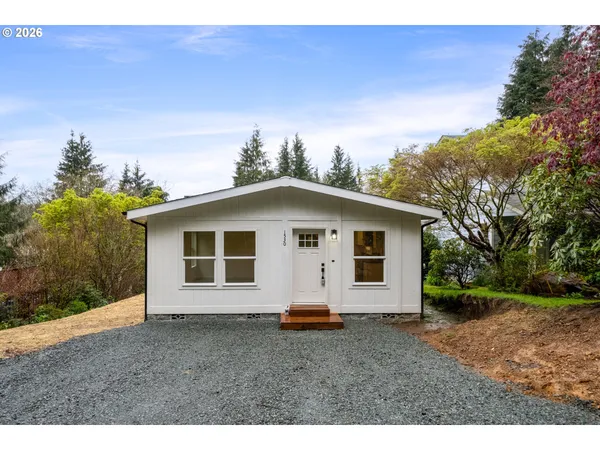 $350,000 | 1530 4th Street, Wheeler, OR 97147