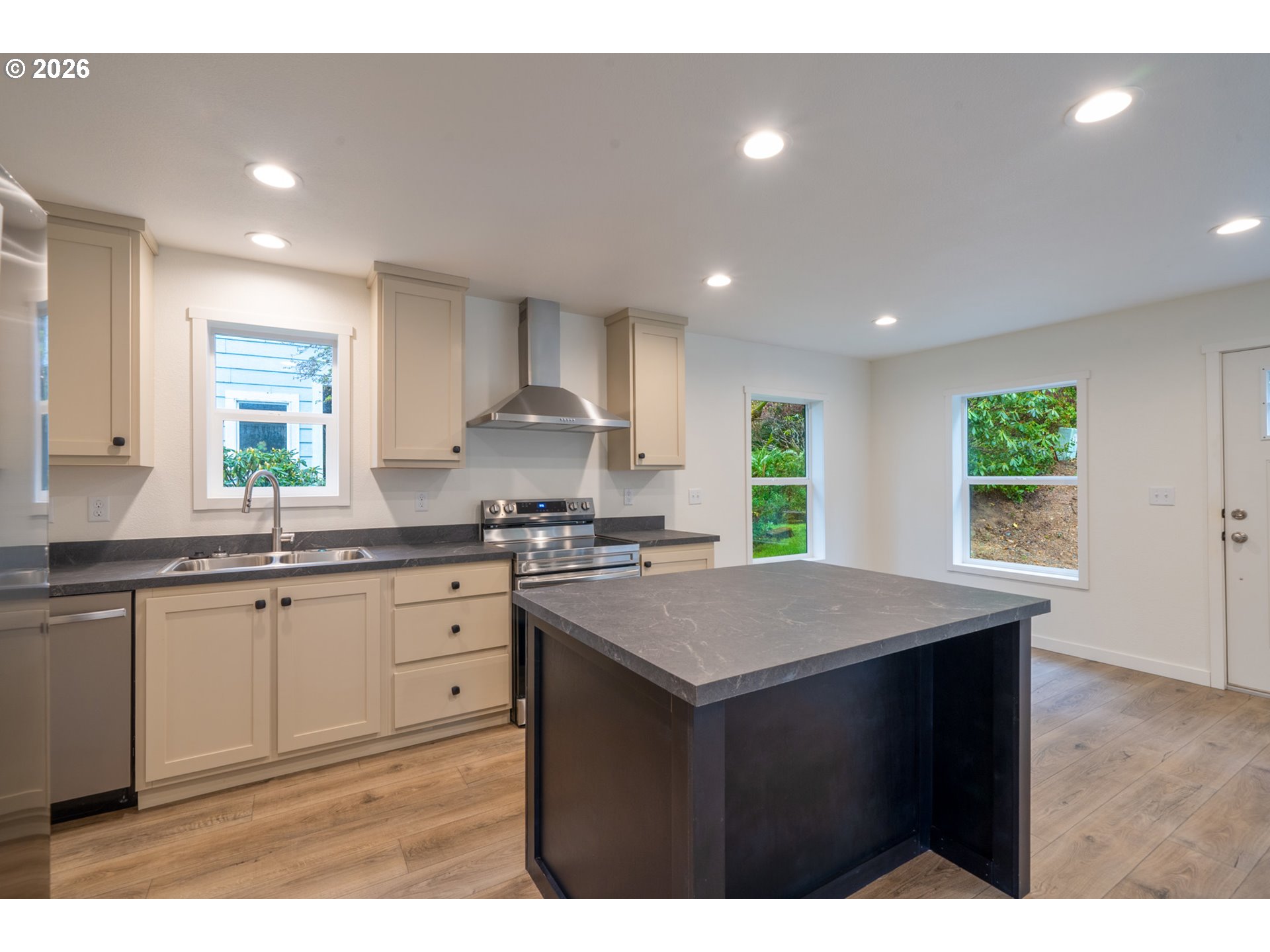 1530 4th Street Wheeler, OR 97147 - Photo 4 of 24