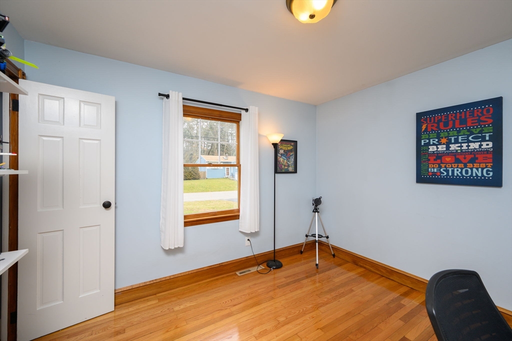 91 Plymouth Road Hanover, MA 02339 - Photo 15 of 29 Gallery Image 15