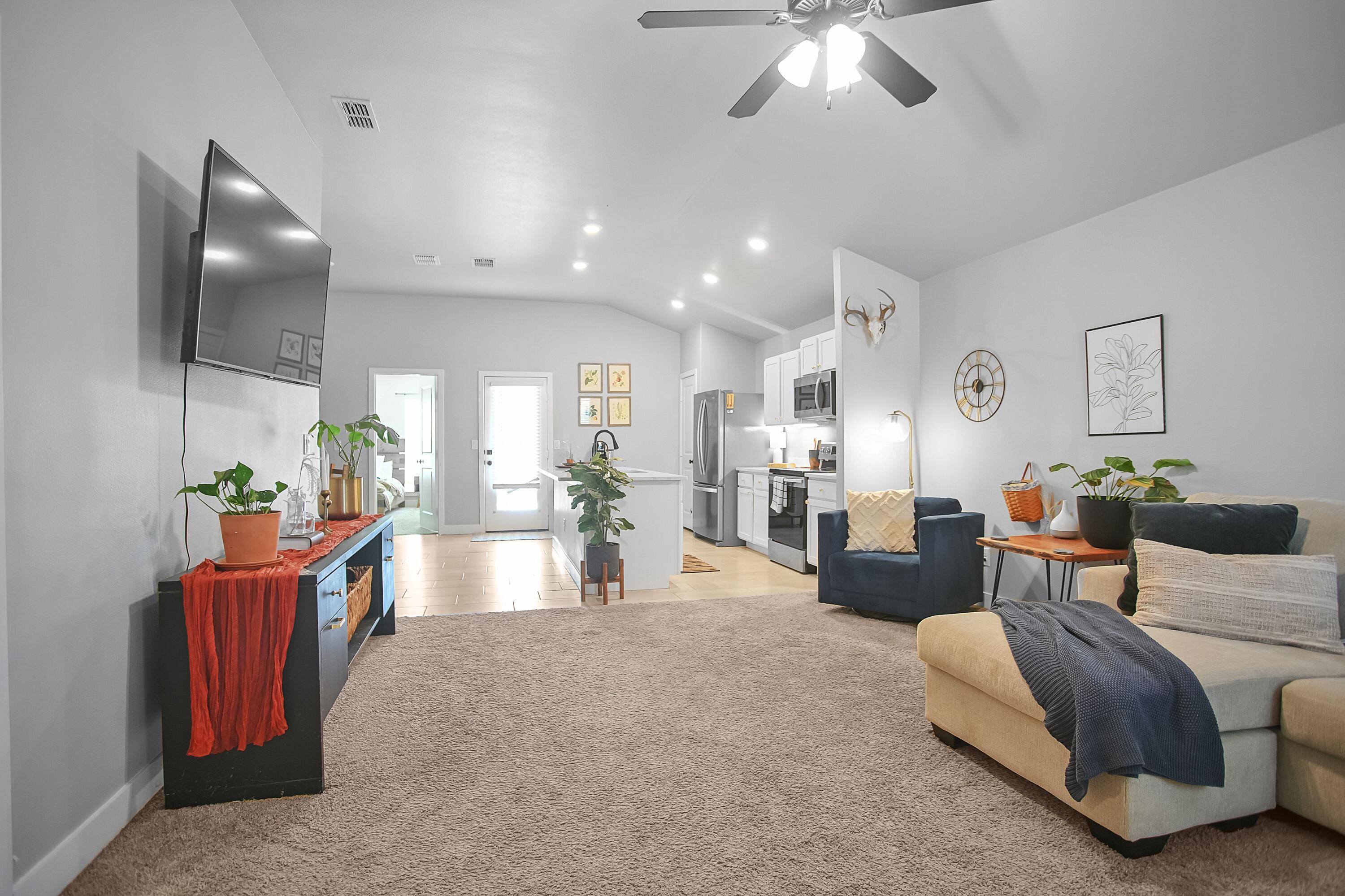 1907 140th Street Lubbock, TX 79423 - Photo 4 of 26 IMG_8748