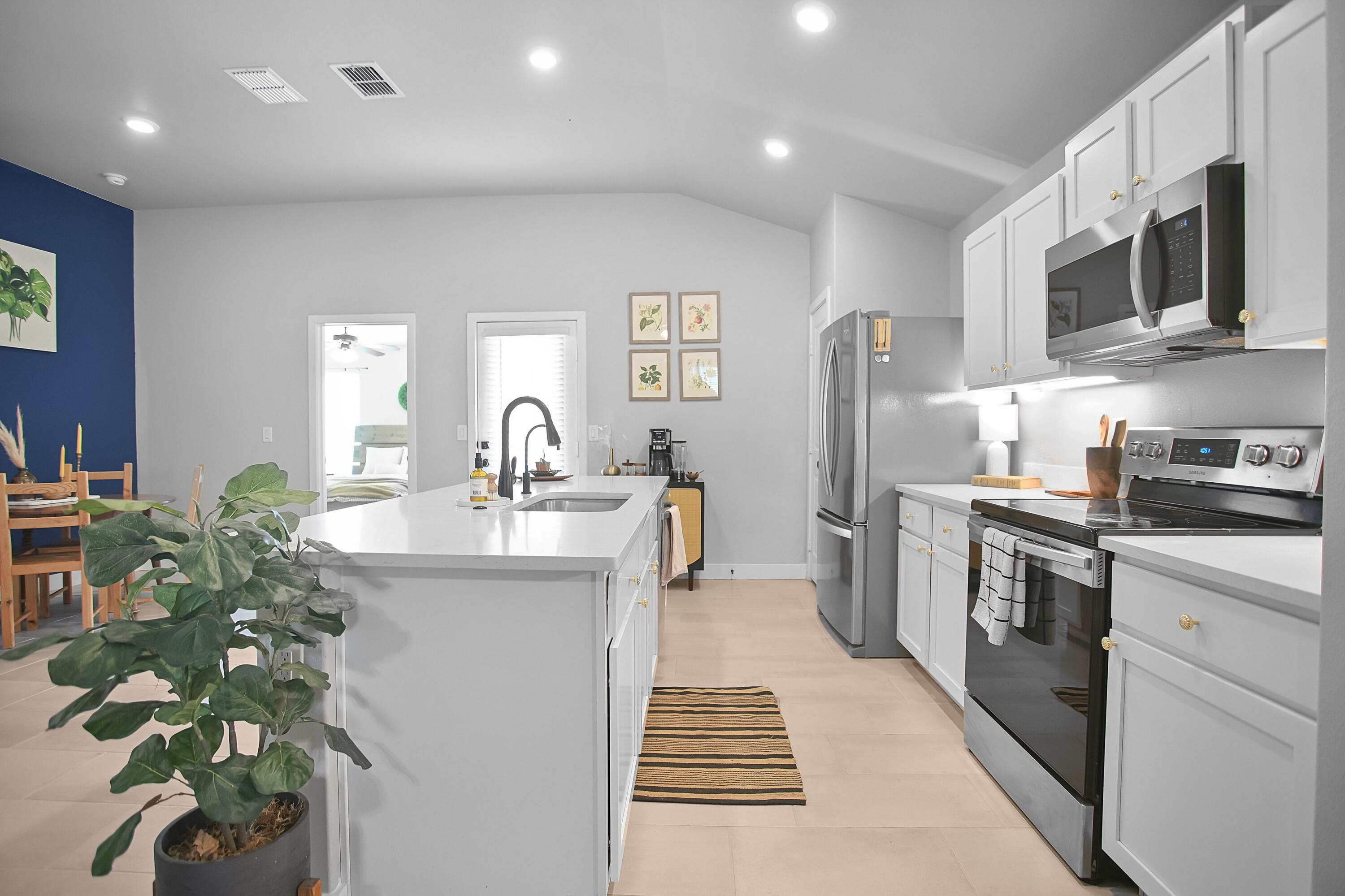 1907 140th Street Lubbock, TX 79423 - Photo 8 of 26 IMG_8758