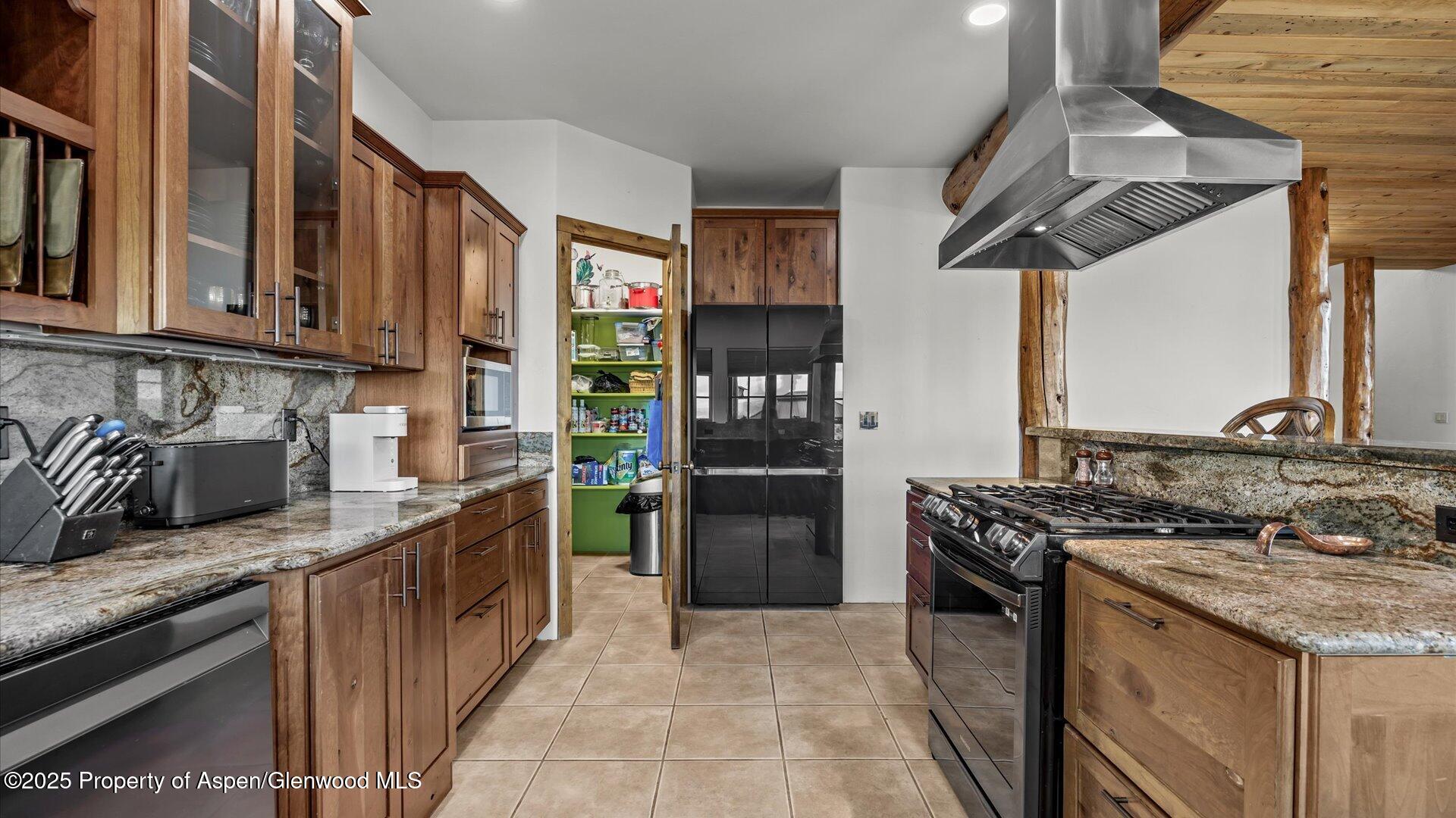 1108 Hickory Drive Rifle, CO 81650 - Photo 7 of 29 12-1108 Hickory Dr-12