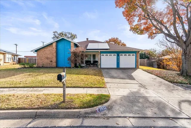 $425,000 | 3432 Vine Ridge, Bedford, TX 76021