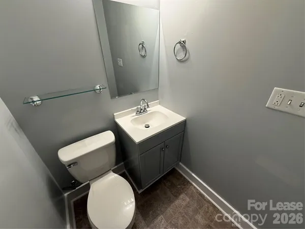 $1,750 | 318 North Academy Street, Mooresville, NC 28115