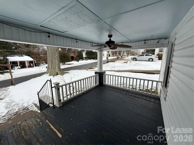 $1,750 | 318 North Academy Street, Mooresville, NC 28115