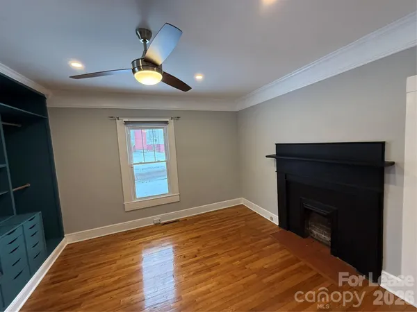 $1,750 | 318 North Academy Street, Mooresville, NC 28115