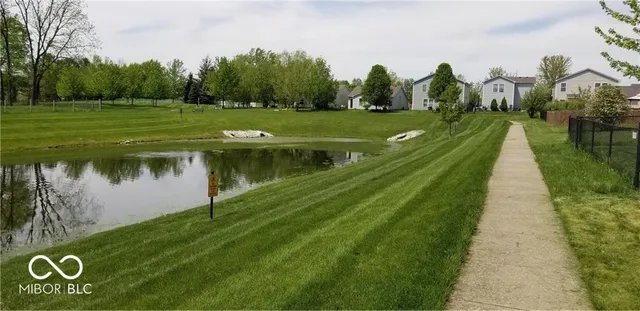 $2,000 | 14425 Black Farm Drive, Noblesville, IN 46060