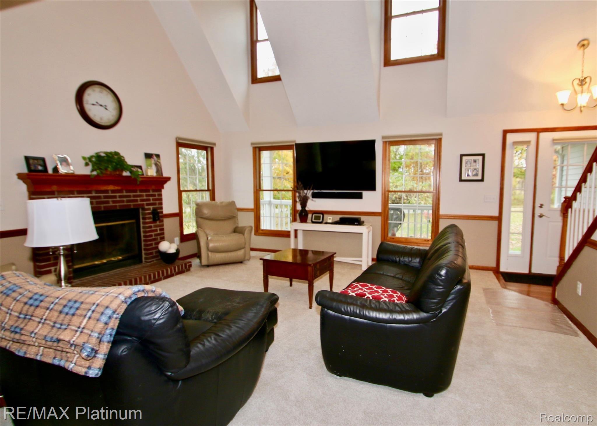 5793 Argentine Road Howell, MI 48855 - Photo 9 of 20 IMG_9252.jpeg
