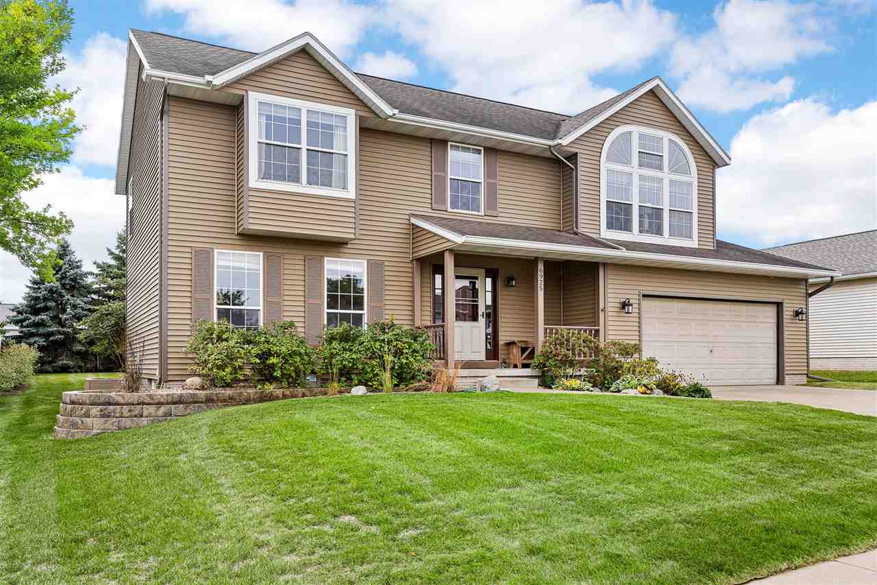 6925 Rockingham Drive Southwest Cedar Rapids, IA 52404 - Photo 2 of 44 Gallery Image 2