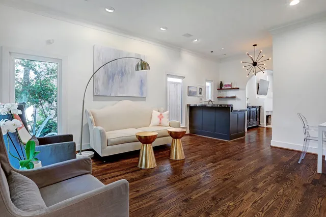 $9,500 | 3779 Robinhood Street, Houston, TX 77005