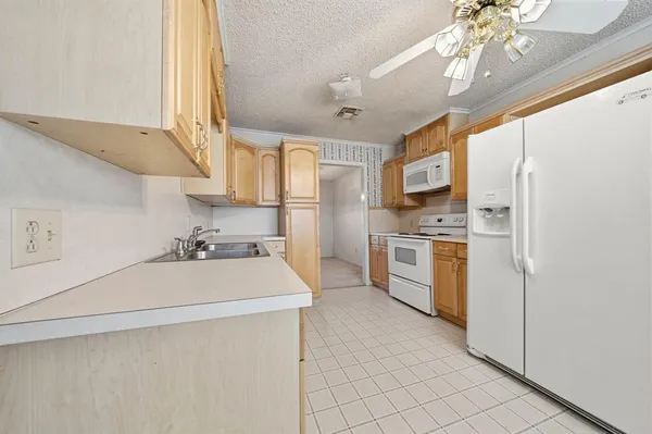 $219,500 | 502 South 8th Street, Valley Mills, TX 76689