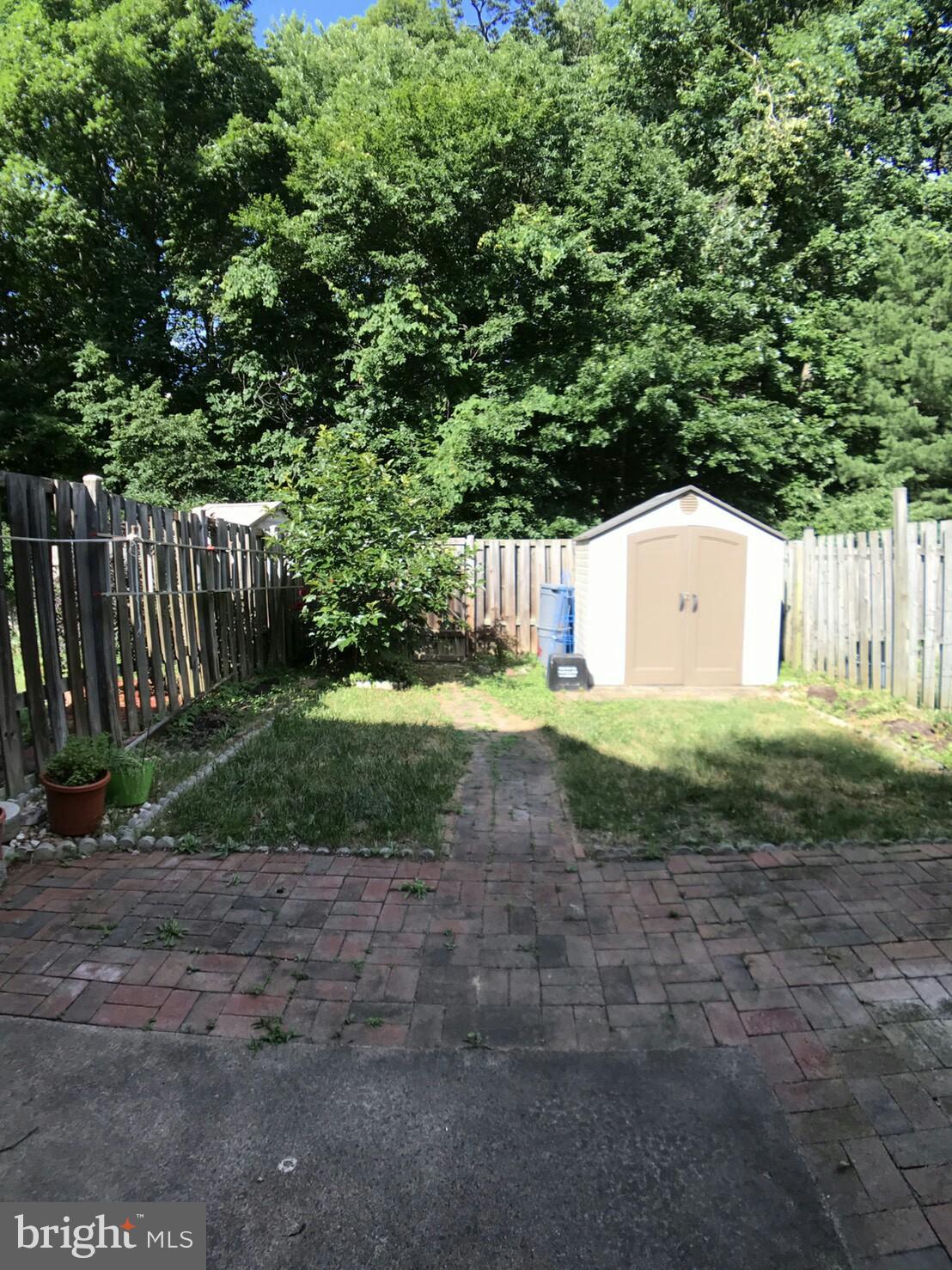 8300 Moline Place Springfield, VA 22153 - Photo 10 of 15 Exterior (Rear)