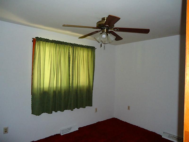 3128 Ridge Avenue Aliquippa, PA 15001 - Photo 12 of 24 Bedroom. Both first floor bedrooms have ceiling fans.