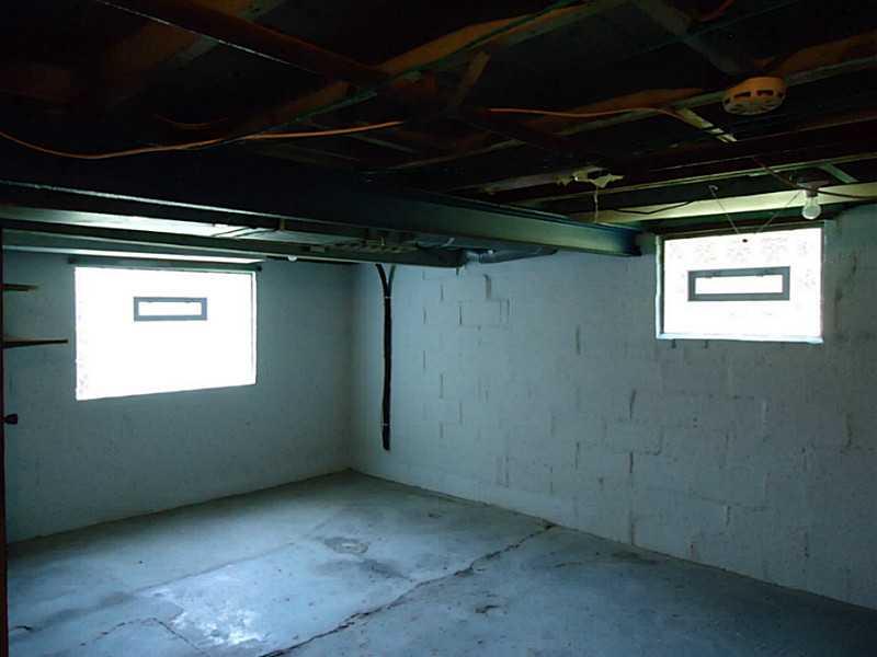 3128 Ridge Avenue Aliquippa, PA 15001 - Photo 16 of 24 Basement/Game Room. Large space with glass block windows.