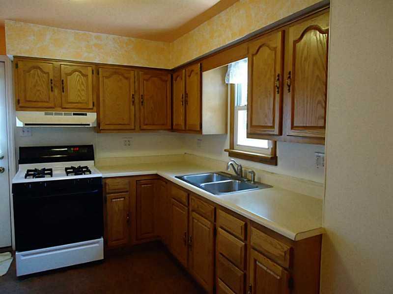 3128 Ridge Avenue Aliquippa, PA 15001 - Photo 7 of 24 Kitchen. Includes stove and refrigerator.