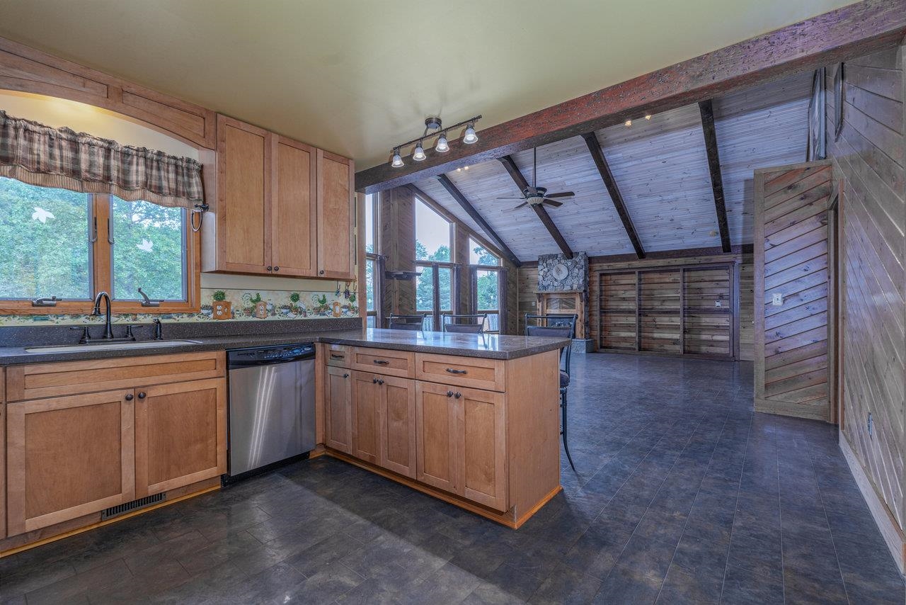 245 Meadow Road Luray, VA 22835 - Photo 3 of 60 Gallery Image 3