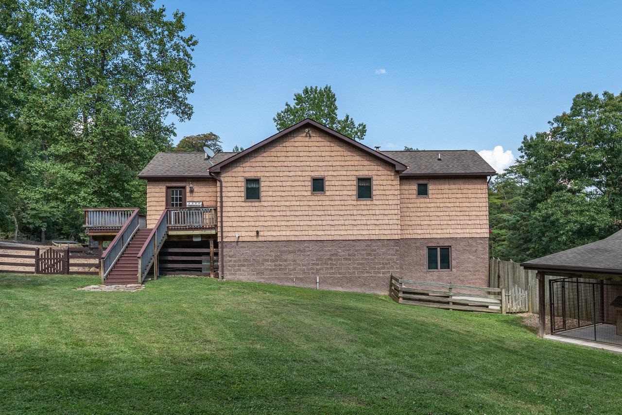245 Meadow Road Luray, VA 22835 - Photo 38 of 60 Gallery Image 38