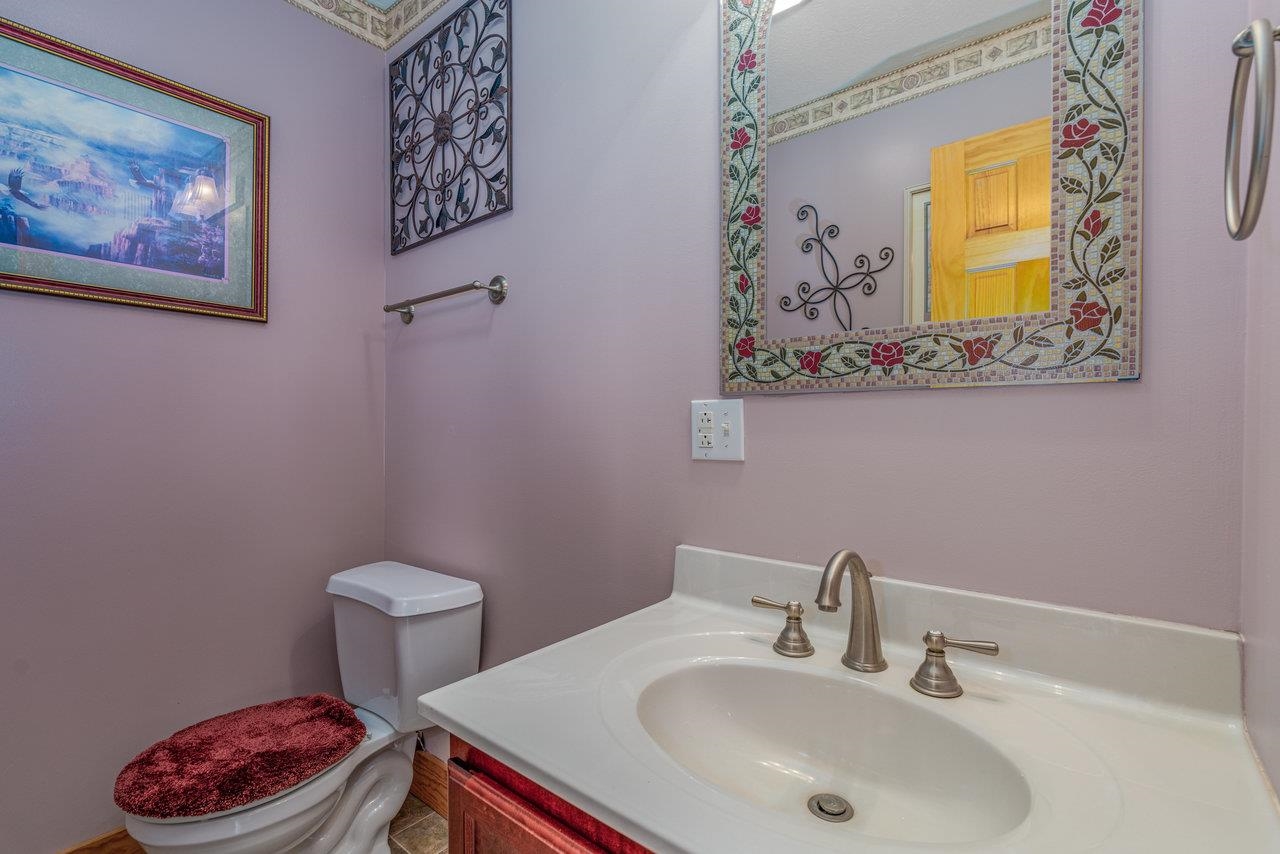 245 Meadow Road Luray, VA 22835 - Photo 8 of 60 Gallery Image 8