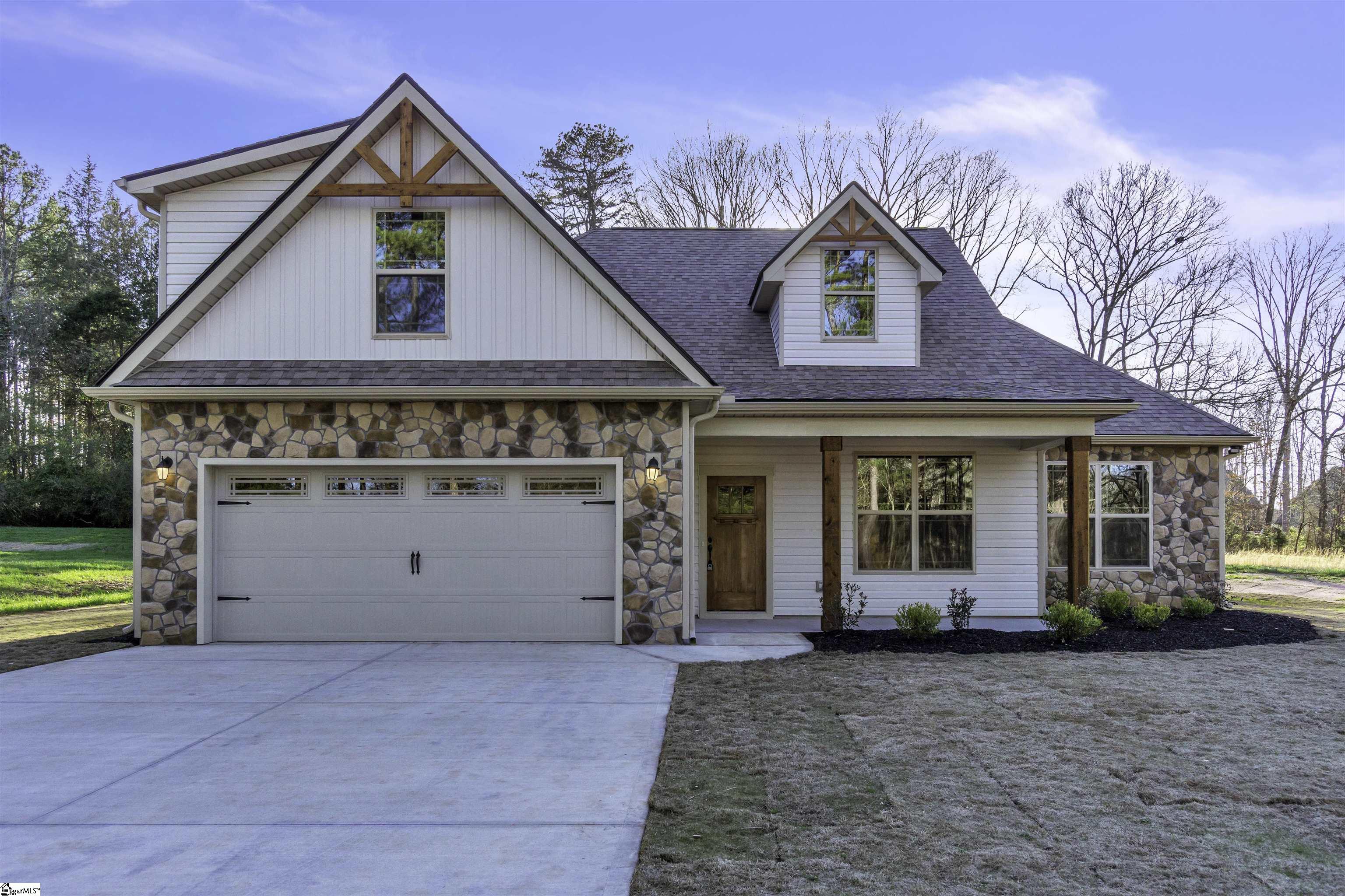 612 Mountain View Road Williamston, SC 29697 - Photo 1 of 25 Gallery Image 1