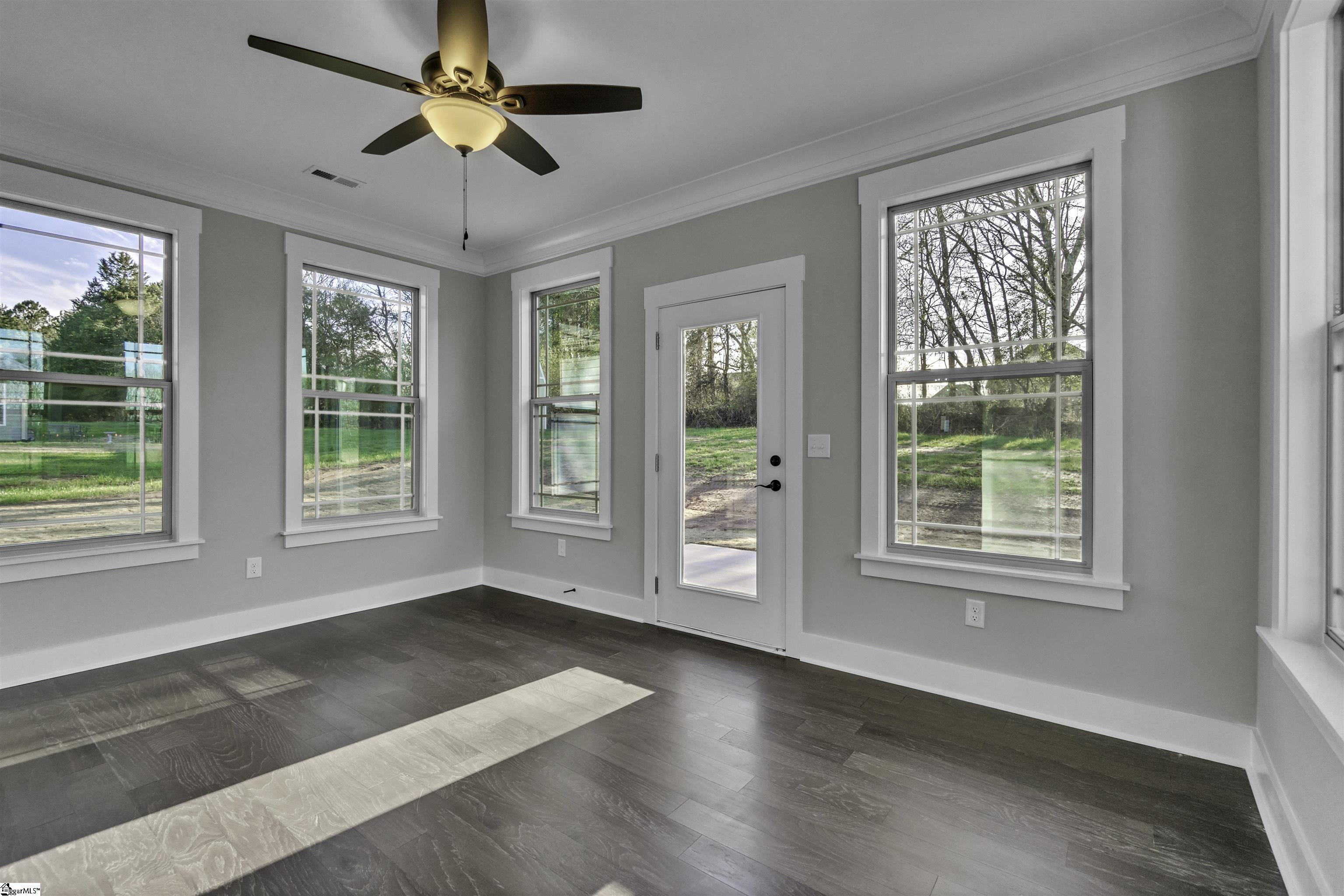 612 Mountain View Road Williamston, SC 29697 - Photo 12 of 25 Gallery Image 12
