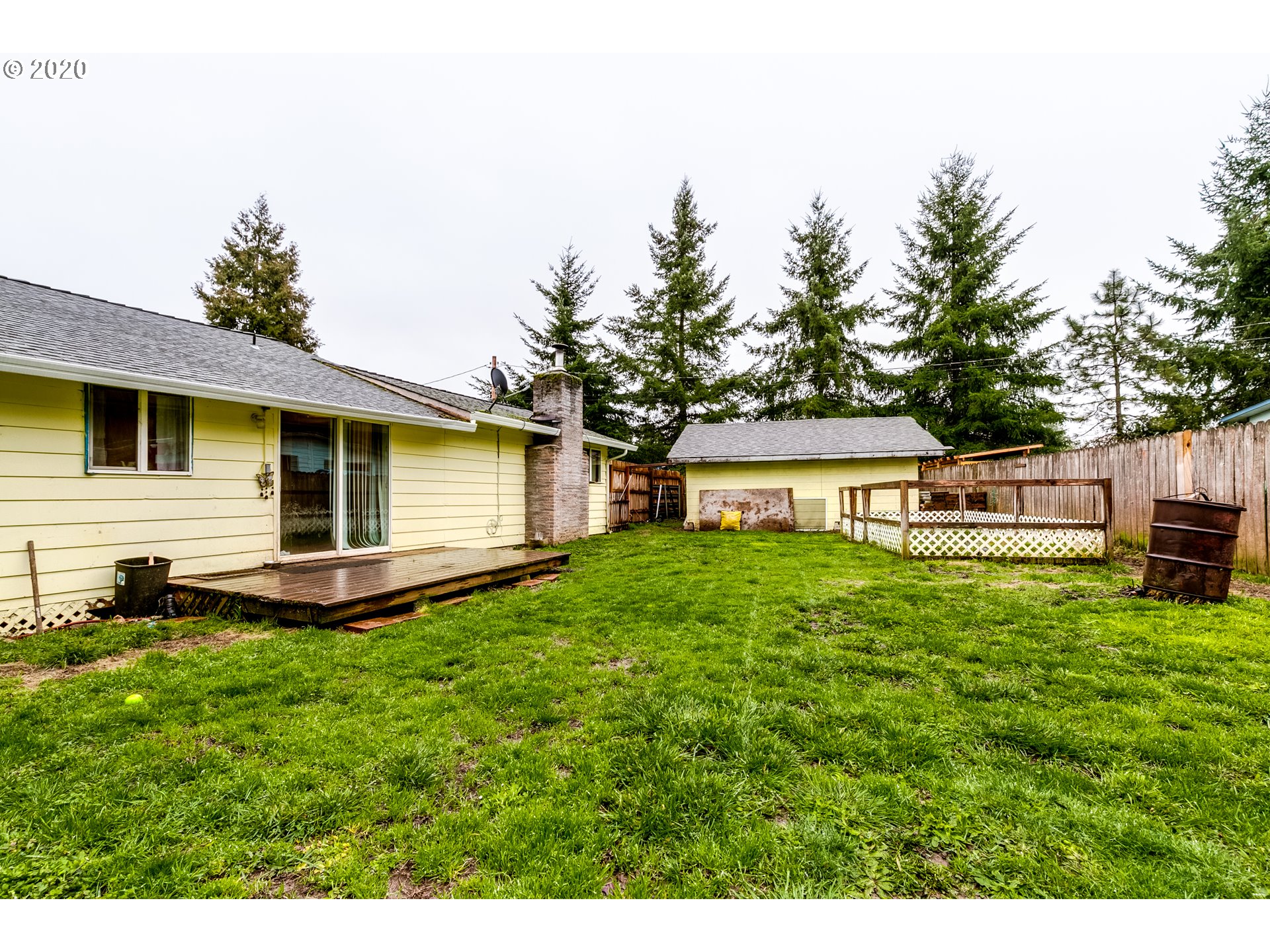 38692 Dexter Road Dexter, OR 97431 - Photo 25 of 32