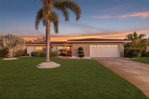 $1,199,900 | 1984 Michigan Avenue Northeast, St. Petersburg, FL 33703