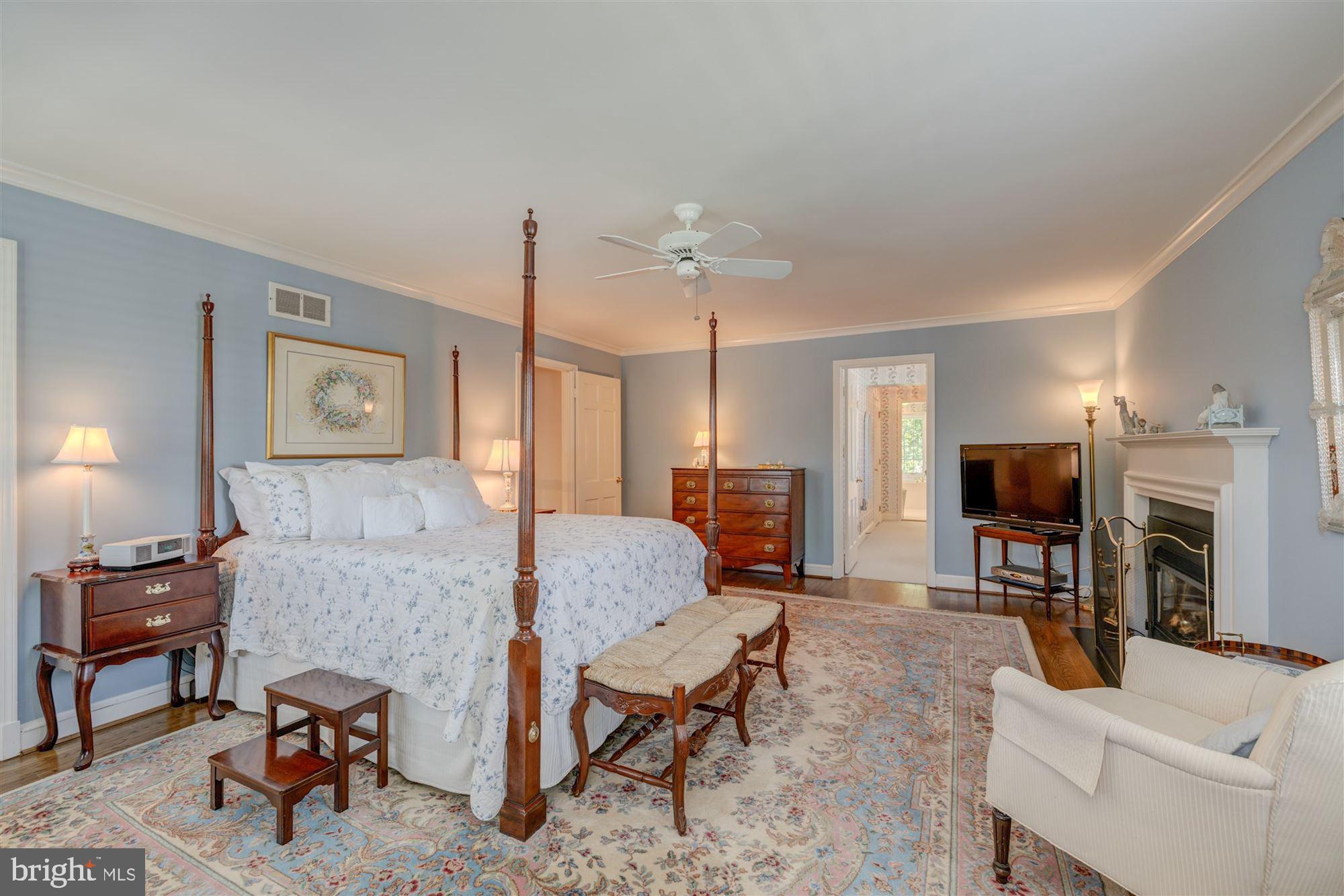 3720 Cardiff Road Chevy Chase, MD 20815 - Photo 25 of 58