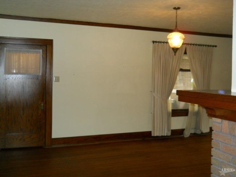 327 Mercer Avenue Decatur, IN 46733 - Photo 12 of 27 Gallery Image 12
