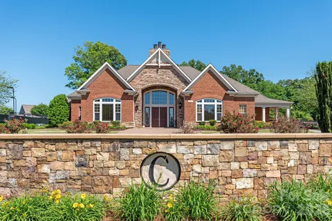 $1,050,000 | 10704 Waxhaw Manor Drive, Waxhaw, NC 28173