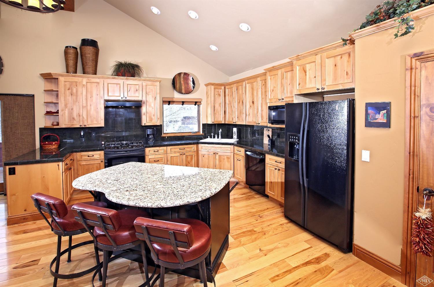 2470 Saddle Ridge Loop, Unit A Avon, CO 81620 - Photo 3 of 17 Additional Photo