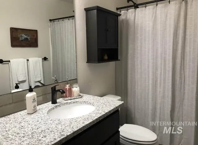 $2,400 | 106 Broken Pine Lane, McCall, ID 83638