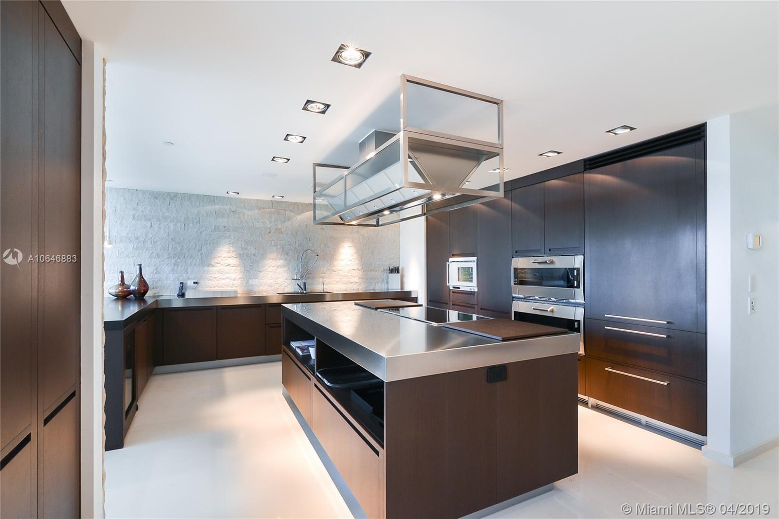 21200 Point Place Aventura, FL 33180 - Photo 15 of 35