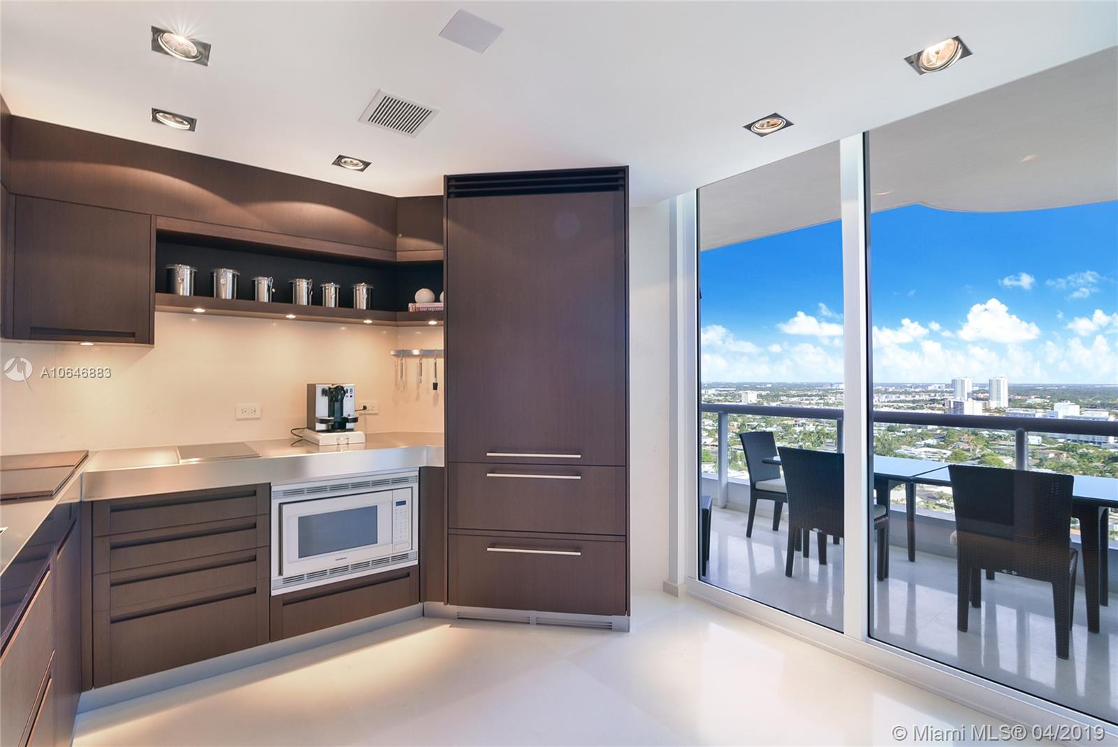 21200 Point Place Aventura, FL 33180 - Photo 17 of 35